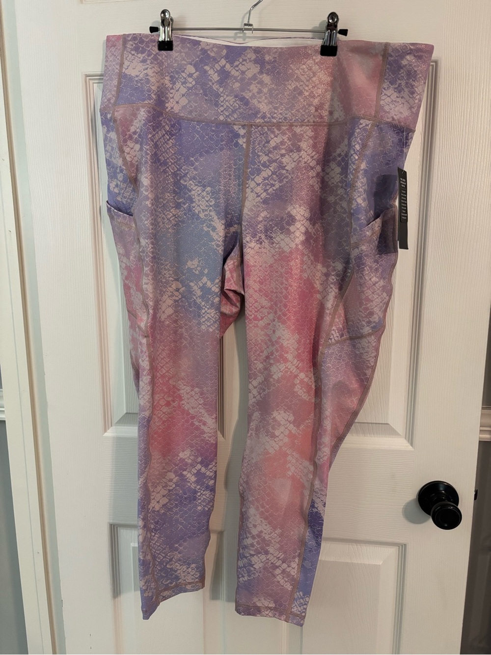 torrid Lavender and Pink Snake Shimmer Scale High Rise Active Leggings 3X
